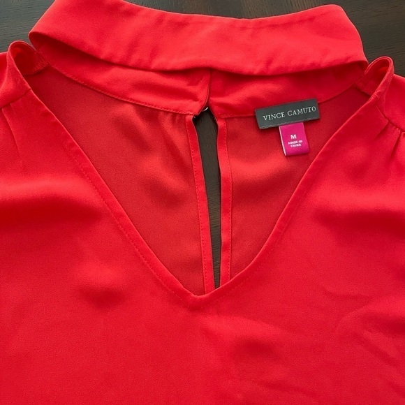 Vince Camuto women’s sleeveless sheer popover tiered red top size medium - Picture 3 of 7